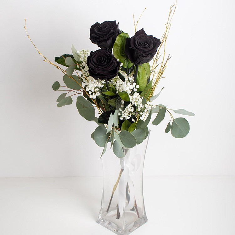 3 čierne stabilizované ruže